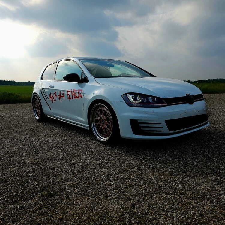 VW Volkswagen Golf 7 GTI 2.0 TSI BMT Performance in w 97.500 km 15.500 € Euskirchen 53879