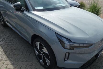 Volvo EX90 4.000 km 84.990 &euro; Berlin 12169