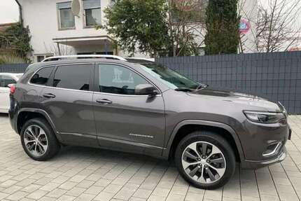 Jeep Cherokee 120.000 km 21.500 &euro; Ingolstadt, Dunav 85055
