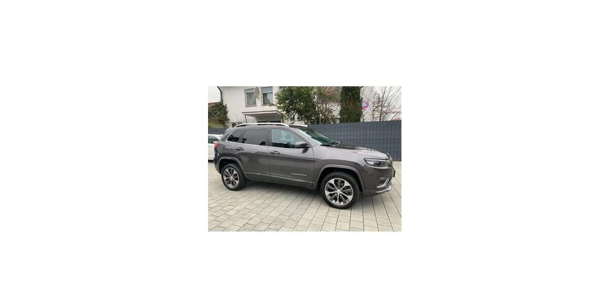 Jeep Cherokee 120.000 km 21.500 &euro; Ingolstadt, Dunav 85055