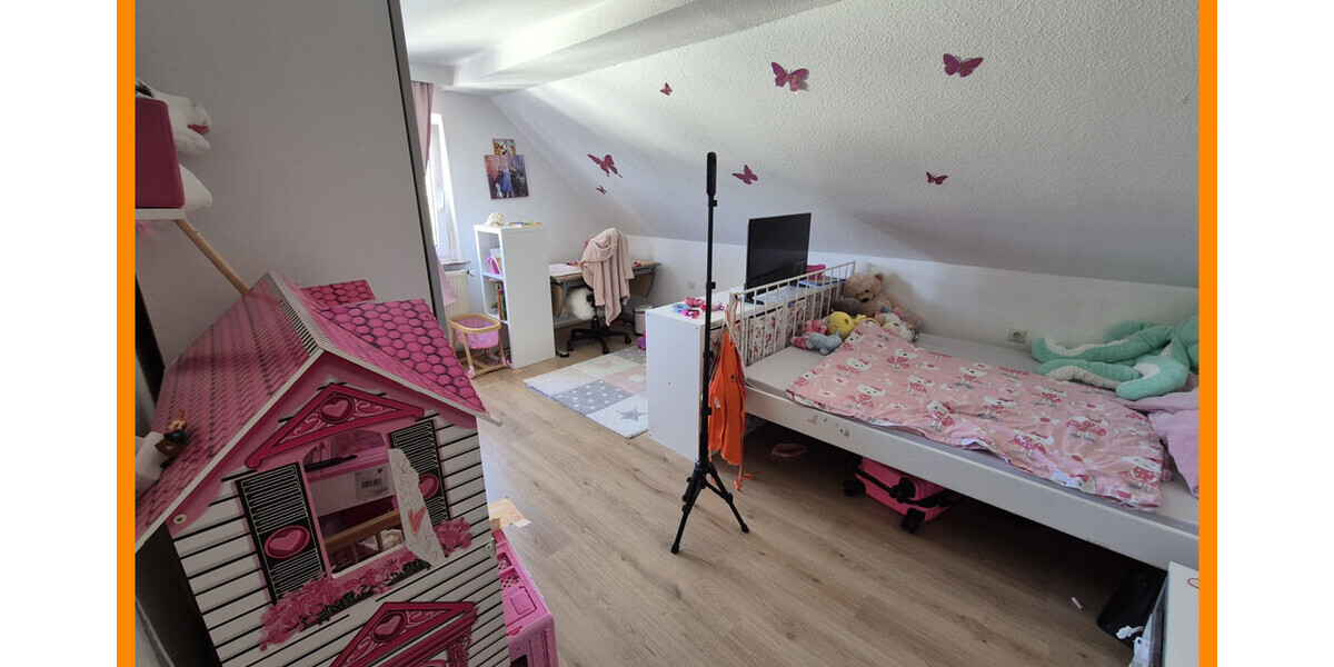 4-Zimmer-Wohnung im Dachgeschoß in Bad Wildungen (Alt-Wildungen) zu vermieten 4 zimmer