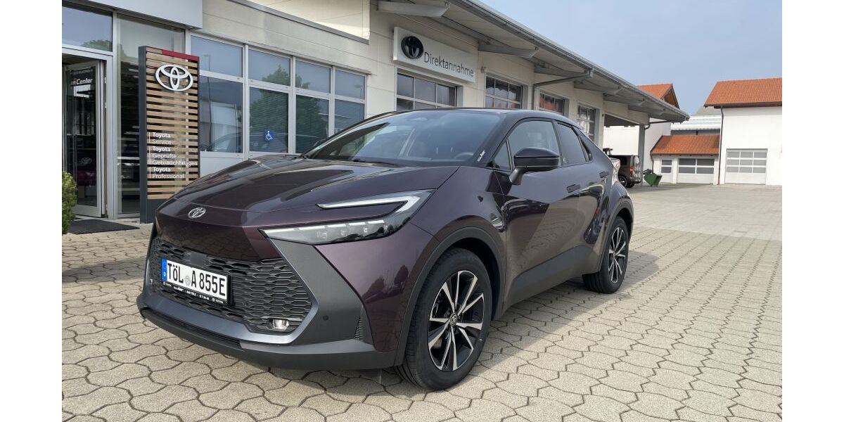 Toyota C-HR 16.000 km 37.890 &euro; Bad Tölz 83646