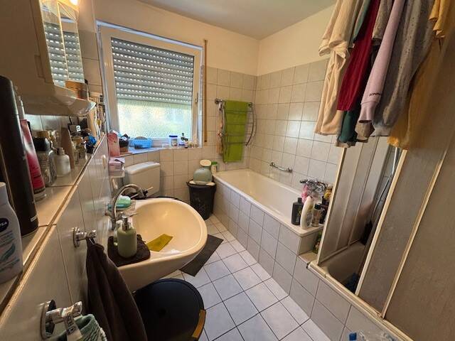 Etagenwohnung Mönchengladbach Odenkirchen - 3 Zimmer, 75 m&sup2;, 159.000&euro; | Angebot:26018154