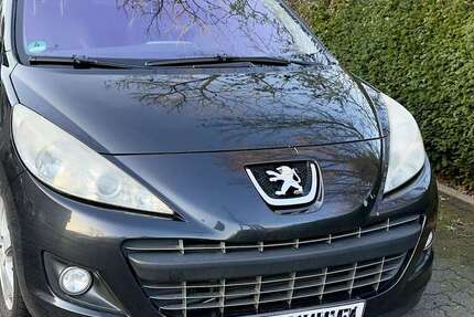 Peugeot 207 239.700 km 1.349 &euro; Goch 47574