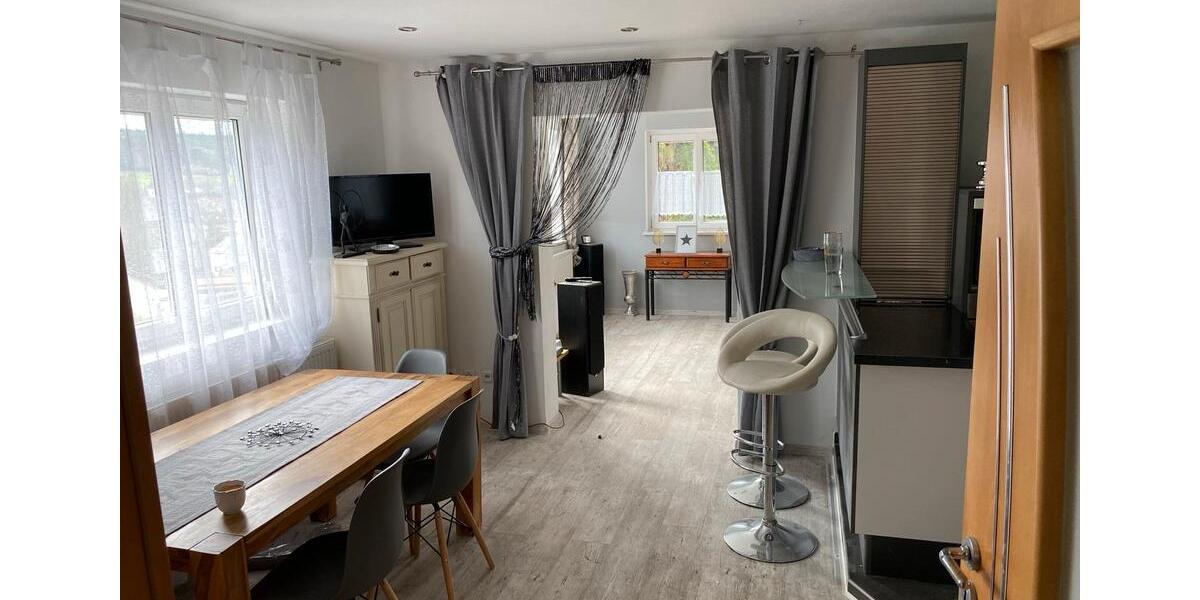 Mehrfamilienhaus, Wohnhaus Regen - 8 Zimmer, 203 m&sup2;, 1.600&euro; | Angebot:26343571
