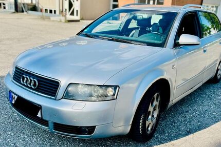 Audi A4 208.000 km 1.650 &euro; München 81477