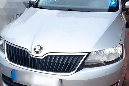 Skoda Rapid 160.000 km 8.000 € Hamburg 21493