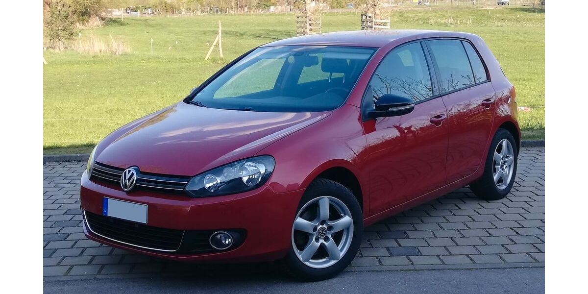 VW Golf 136.600 km 5.499 &euro; Augsburg 86179