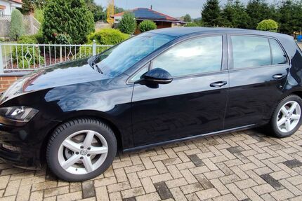 VW Golf 85.000 km 11.900 &euro; Hille 32479