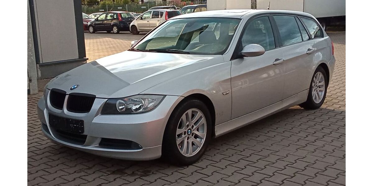 BMW 320 281.500 km 2.390 &euro; Burgebrach 96138