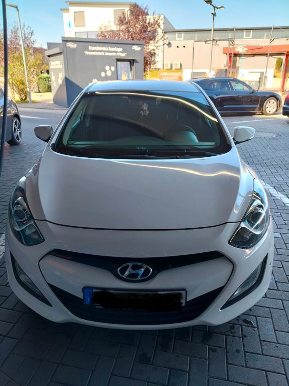 Hyundai i30 160.000 km 6.300 € Bleichenbach/ Ortenberg 63683