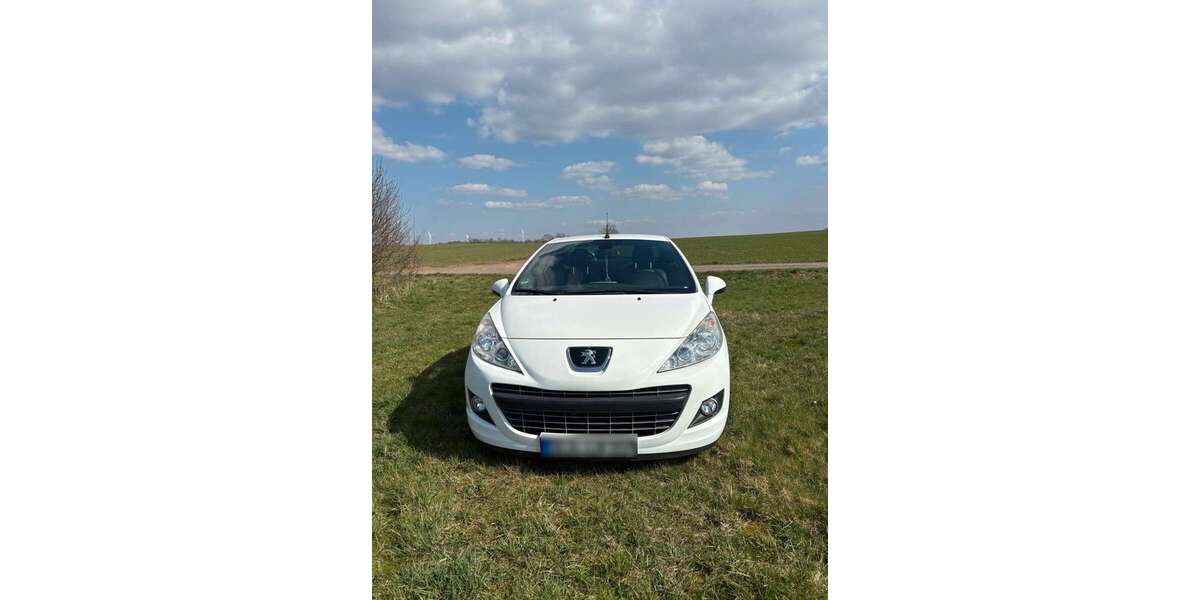 Peugeot 207 109.000 km 5.700 &euro; Steinau an der Straße 36396