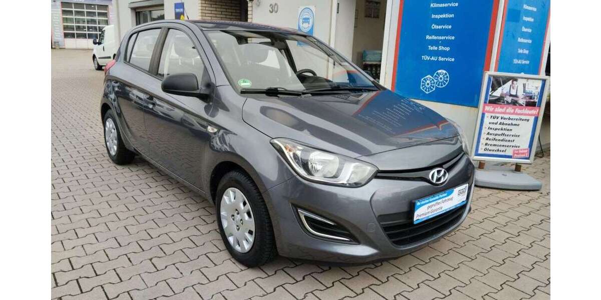 Hyundai i20 230.102 km 3.499 &euro; Jade 26349