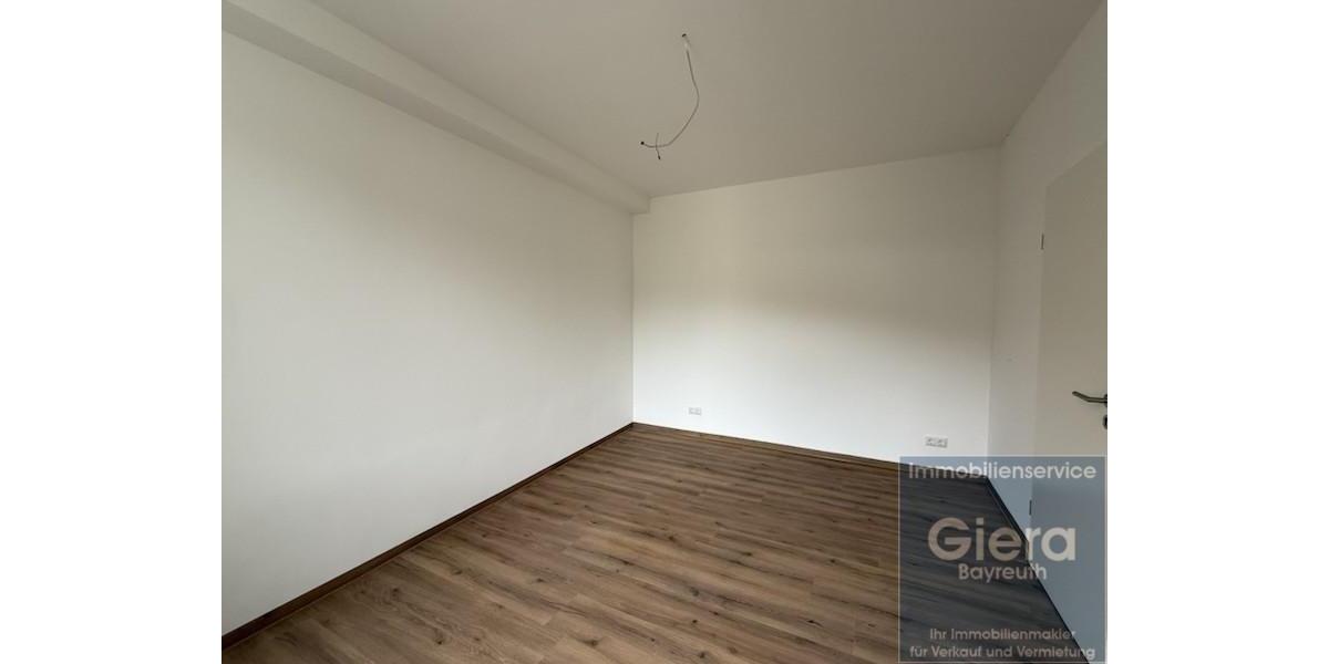 Etagenwohnung Bayreuth City - 1 Zimmer, 15 m&sup2;, 296&euro; | Angebot:26489977