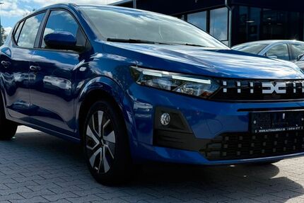 Dacia Sandero 8.000 km 16.990 &euro; Wiesmoor 26639