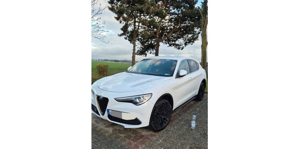 Alfa Romeo Stelvio 71.000 km 27.890 &euro; Lindenberg i. Allgäu 88161