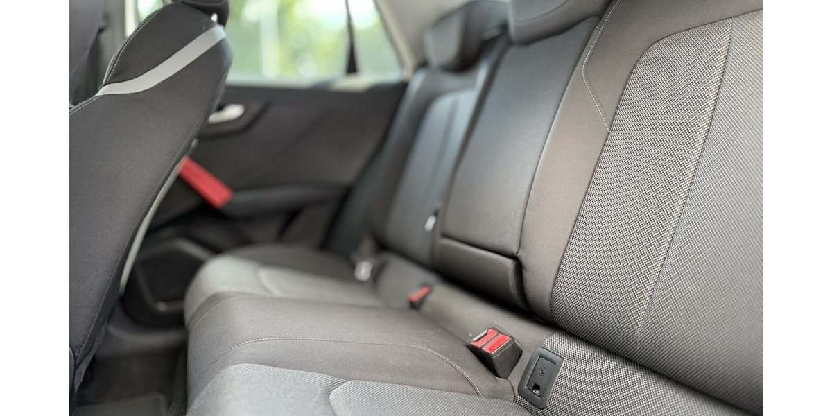 Audi Q2 35 TDI Sport / S Line / KeylessGO / AHK 55.000 km 24.680 &euro; Mönchengladbach 41066