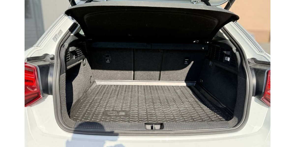 Audi Q2 35 TDI Sport / S Line / KeylessGO / AHK 55.000 km 25.180 &euro; Mönchengladbach 41066