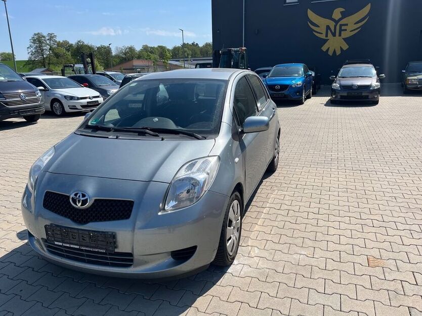 Yaris
