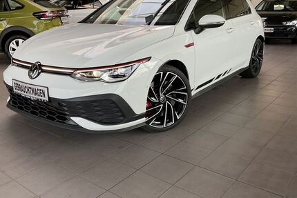 VW Golf 32.246 km 32.850 &euro; Bad Vilbel 61118