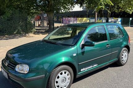 VW Golf 125.000 km 3.500 &euro; Krefeld 47800