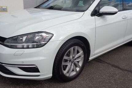 VW Golf 165.400 km 9.950 € Tauberbischofsheim 97941