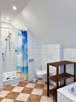 Etagenwohnung Niebüll - 4 Zimmer, 104 m&sup2;, 1.040&euro; | Angebot:26612000