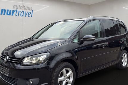 VW Touran 235.584 km 9.900 &euro; Neu-Ulm 89231