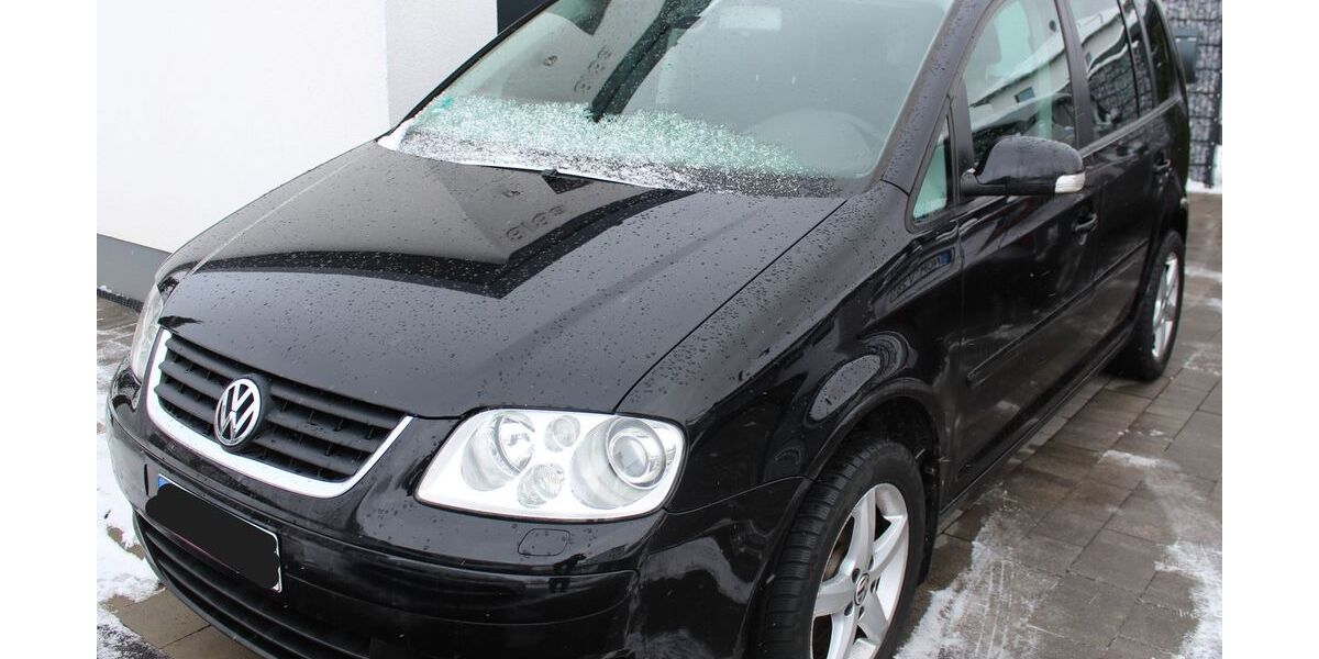 VW Touran 180.130 km 5.100 &euro; Göttingen 37077