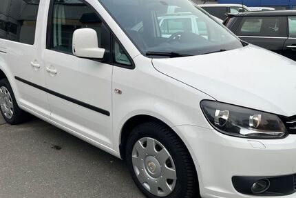 VW Caddy 141.000 km 12.900 &euro; Helmbrechts 95233