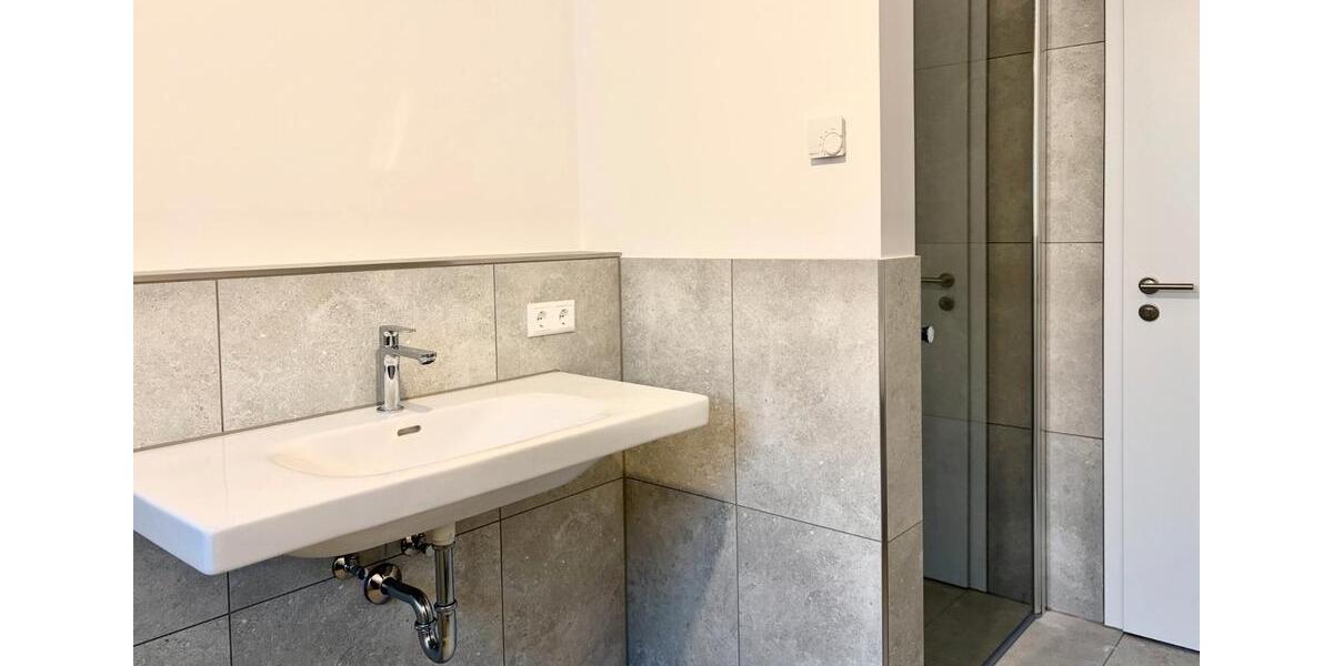 Erdgeschoßwohnung Baden-Baden Lichtental - 3 Zimmer, 80 m&sup2;, 1.190&euro; | Angebot:26440316