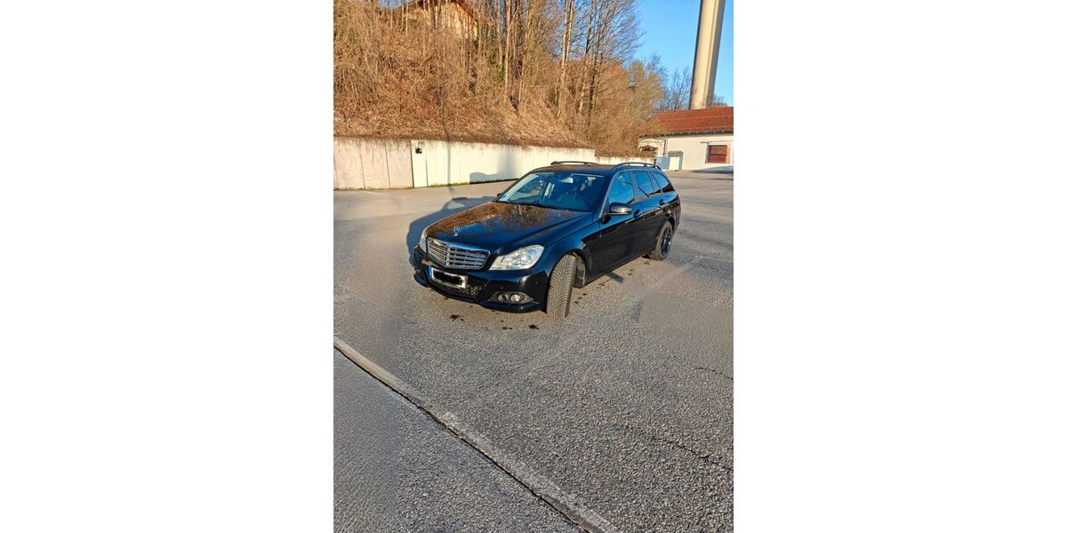 Mercedes-Benz C 250 210.000 km 7.950 &euro; Hausham 83734