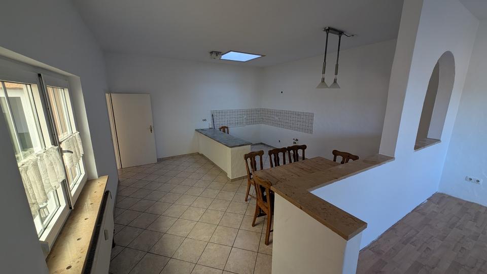 Erdgeschoßwohnung Lichtenfels - 4 Zimmer, 105 m&sup2;, 785&euro; | Angebot:26285826