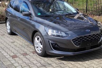 Ford Focus 69.000 km 14.000 &euro; Düsseldorf 40468