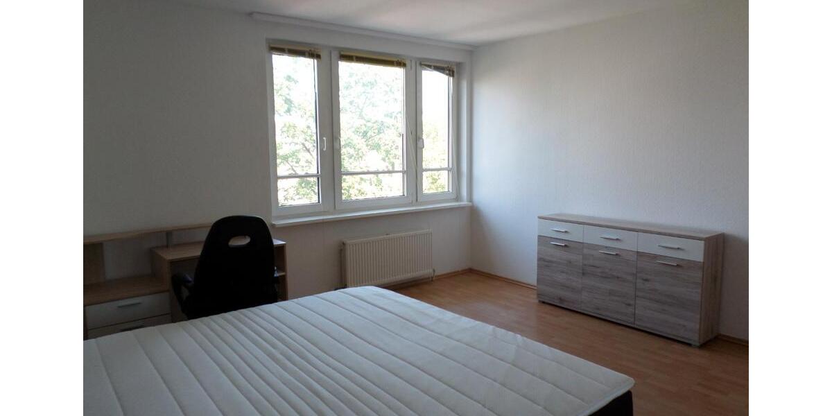 Etagenwohnung Berlin Reinickendorf - 2 Zimmer, 71 m&sup2;, 1.174&euro; | Angebot:26366236