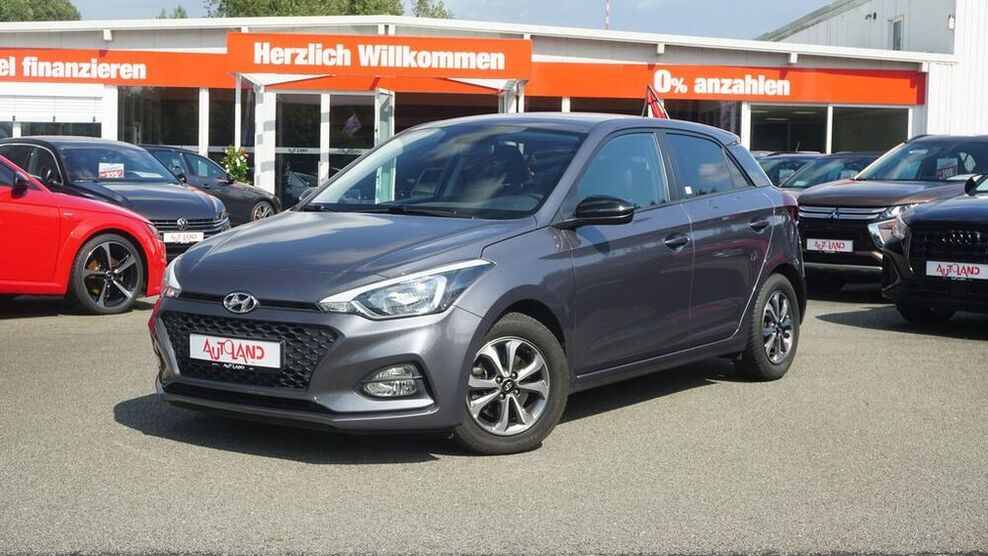 i20