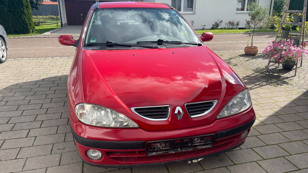 Renault Megane 203.536 km 1.200 &euro; Laupheim 4 88471