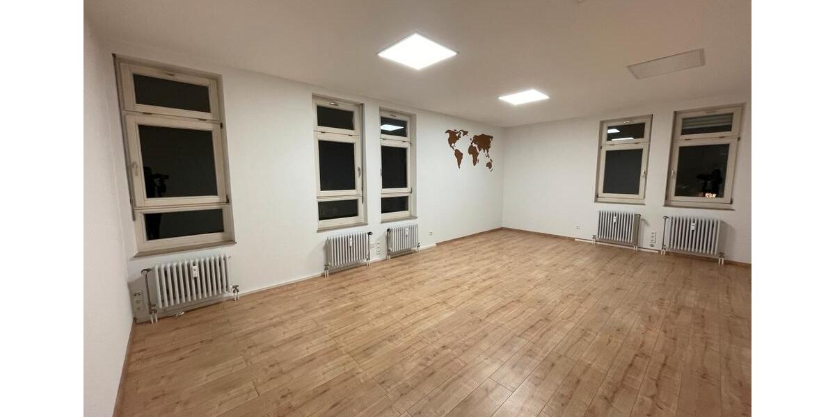 Gewerbeobjekt Mühlacker - 800&euro; | Angebot:25419411