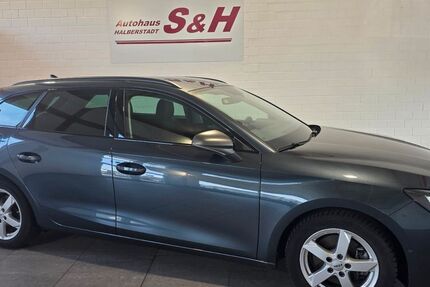 Seat Leon 40.721 km 23.590 &euro; Halberstadt 38820
