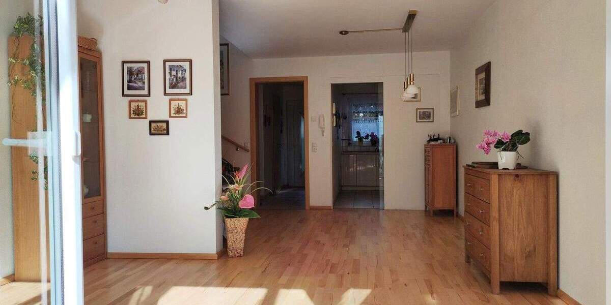 Reihenmittelhaus München Trudering-Riem - 5 Zimmer, 130 m&sup2;, 990.000&euro; | Angebot:25612290