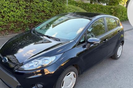Ford Fiesta 197.450 km 2.450 &euro; Dortmund 44269