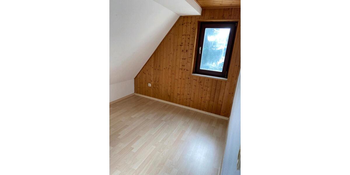 Einfamilienhaus Naila - 5 Zimmer, 110 m&sup2;, 600&euro; | Angebot:25233644