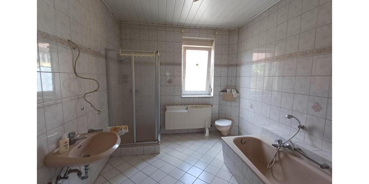 Bauernhaus, Landhaus Wittenberg Lutherstadt Reinsdorf - 8 Zimmer, 200 m&sup2;, 199.000&euro; | Angebot:25973456