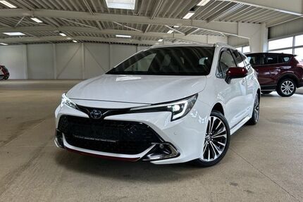 Toyota Corolla 45.569 km 26.480 &euro; Sassenburg / Neudorf- Pl 38524