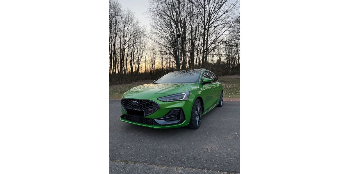 Ford Focus 18.000 km 35.900 &euro; Nonnweiler 66620