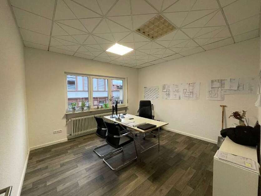 Büro in Maikammer 800 € 80 m²