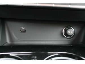 Audi A4 Avant TDi Quatt S-Line Navi AHK Standh Matrix 10.000 km 39.950 &euro; Bonn 53225