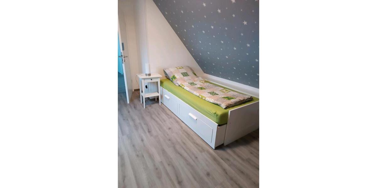 Etagenwohnung Neubörger - 5 Zimmer, 95 m&sup2;, 18&euro; | Angebot:18878227