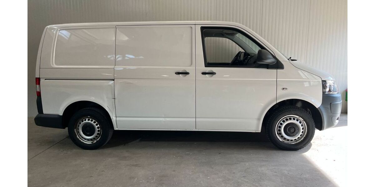 VW T5 Transporter 300.000 km 5.999 € Weimar 99423