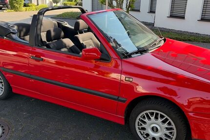 VW Golf 215.897 km 4.700 &euro; Rietberg 33397